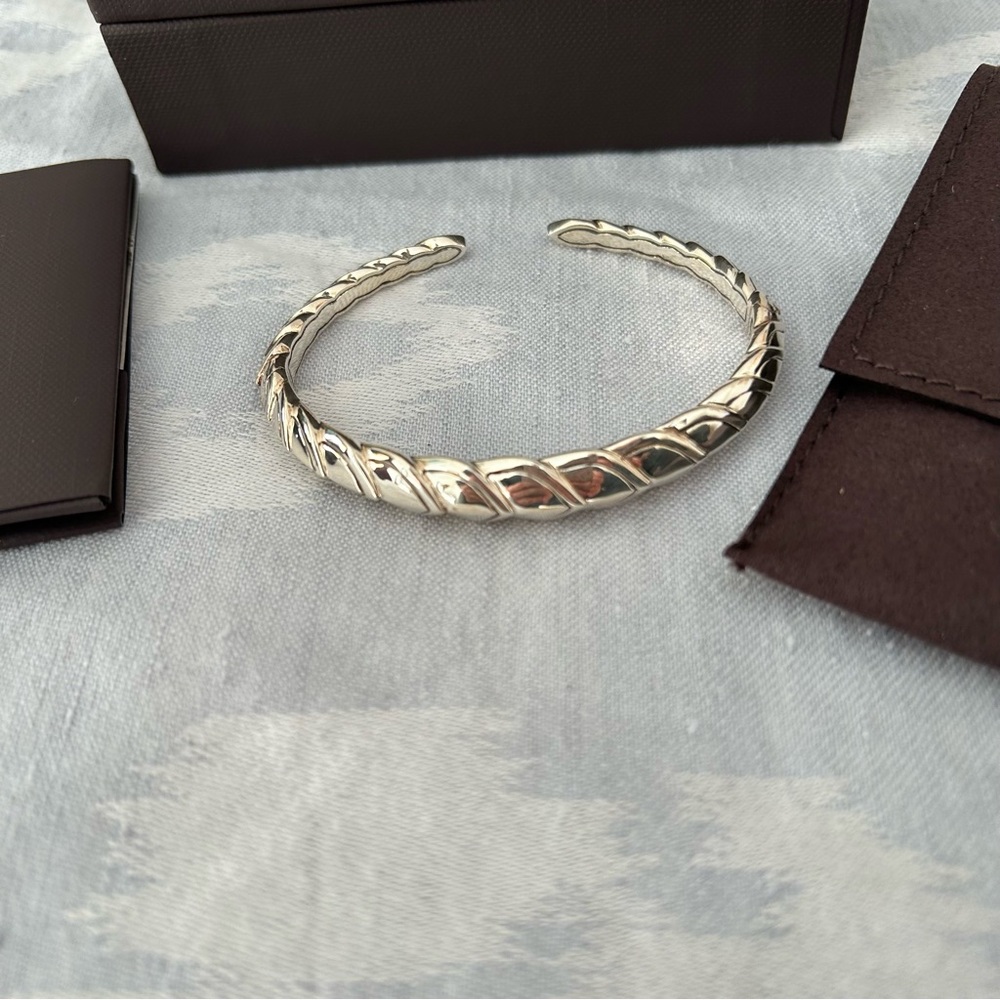 John Hardy Legends Naga collection Sterling silver size M cuff bracelet EUC! - Picture 14 of 16